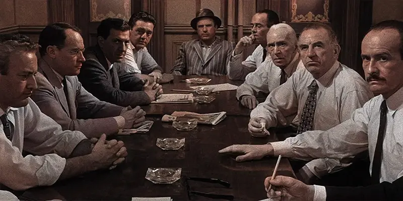 12 разгневанных мужчин
