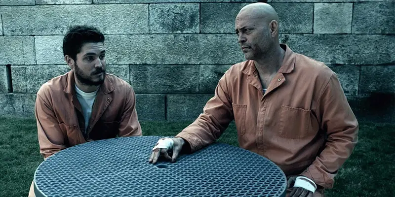 Драка в блоке 99